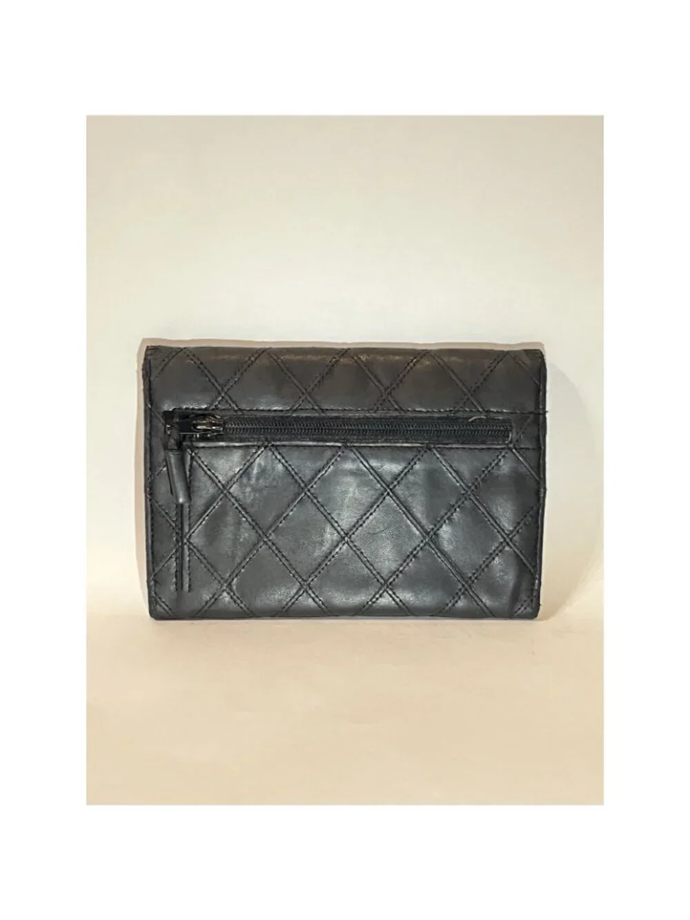 Vintage CHANEL Black leather chanel purse - made in France